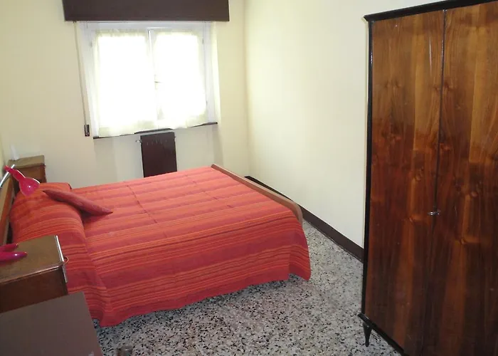 La Piazza Bed & Breakfast Monasterolo del Castello